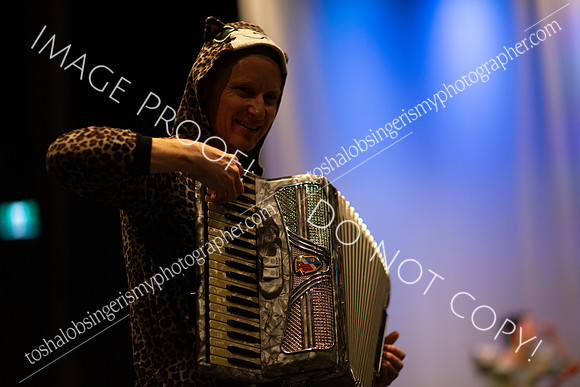 Ginalina-Tosha-Lobsinger-is-my-Photographer-9077