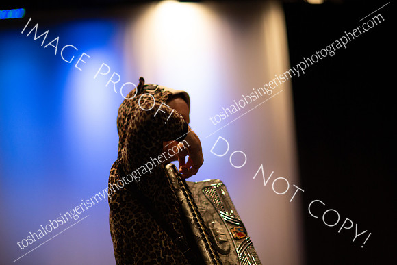Ginalina-Tosha-Lobsinger-is-my-Photographer-9080